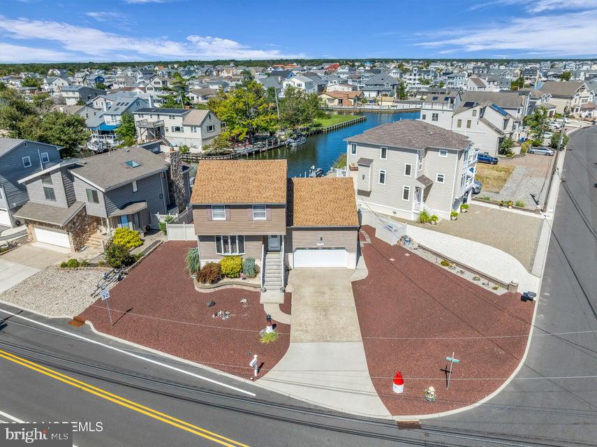 360 SILVER BAY ROAD