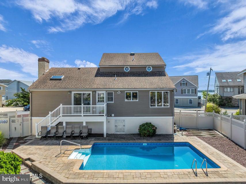 360 SILVER BAY ROAD