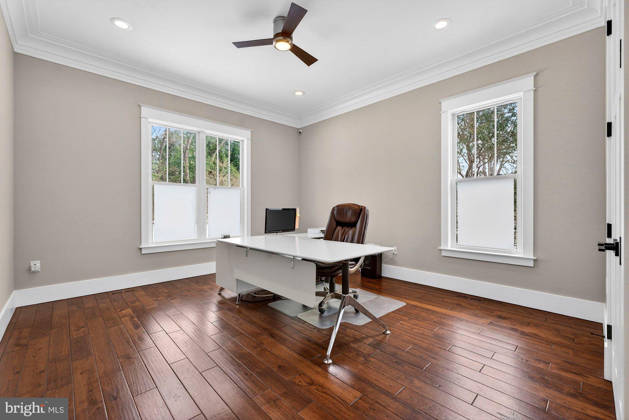 TOWN AND COUNTRY ESTATES - Residential