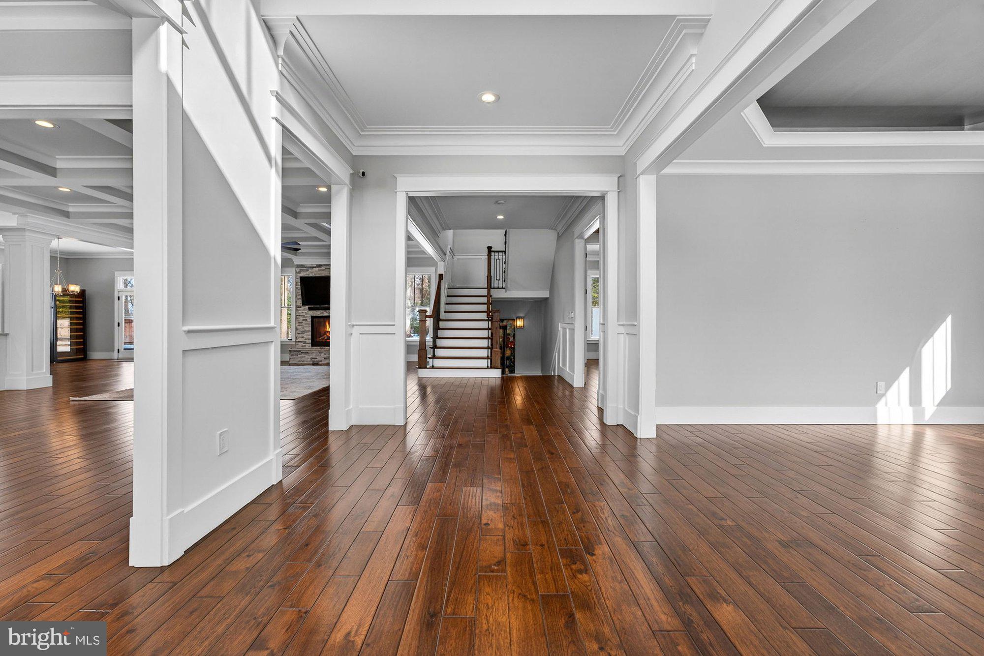 TOWN AND COUNTRY ESTATES - Residential