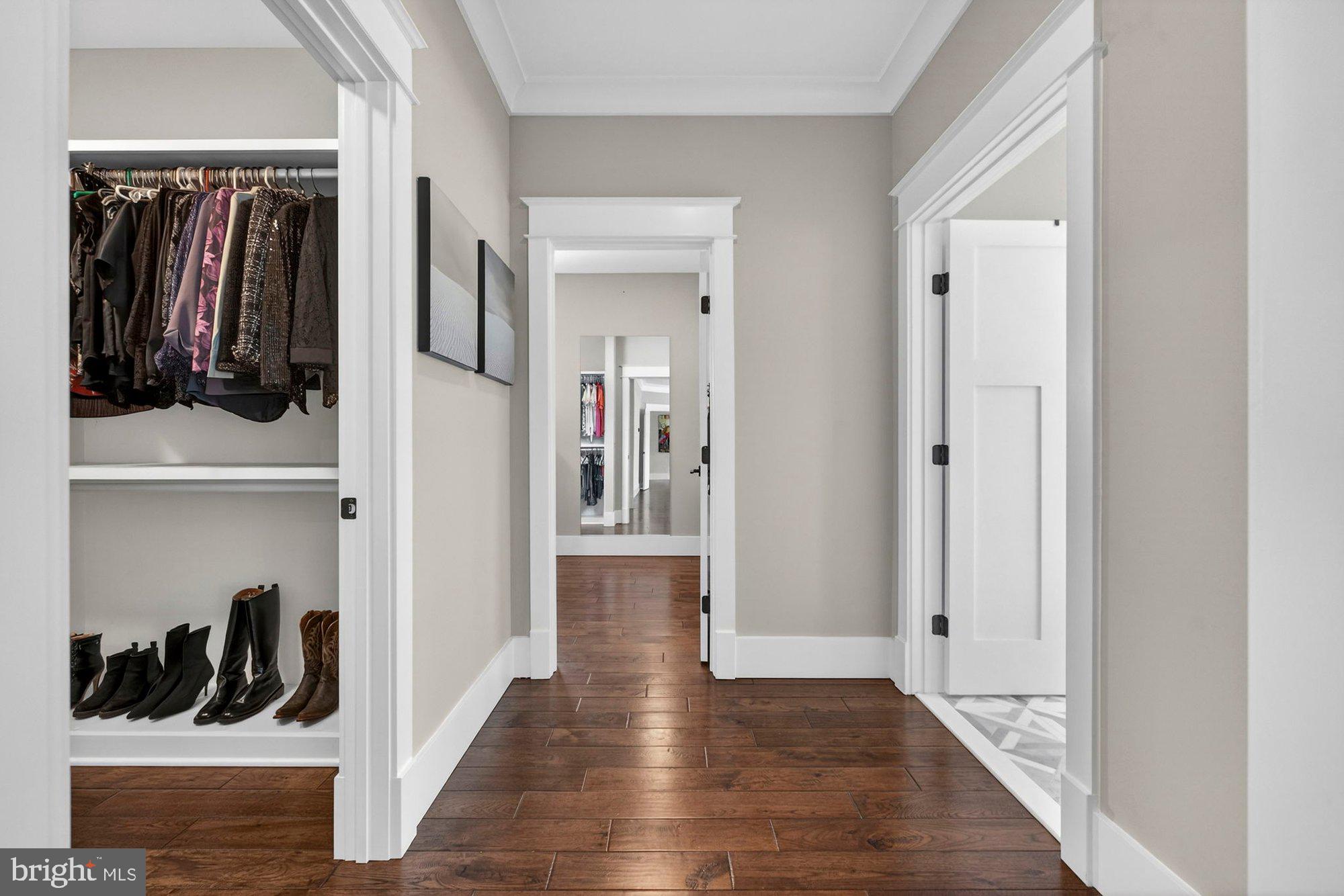 TOWN AND COUNTRY ESTATES - Residential