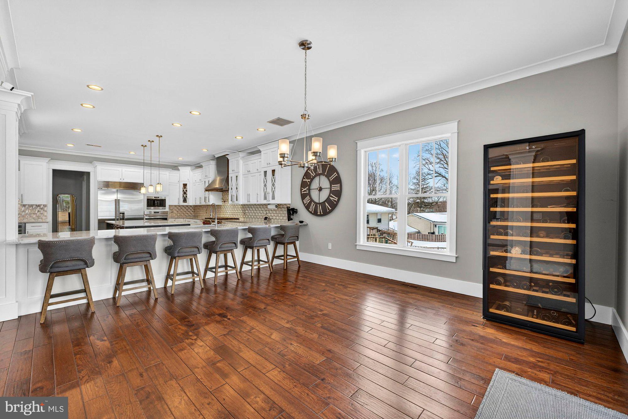 TOWN AND COUNTRY ESTATES - Residential