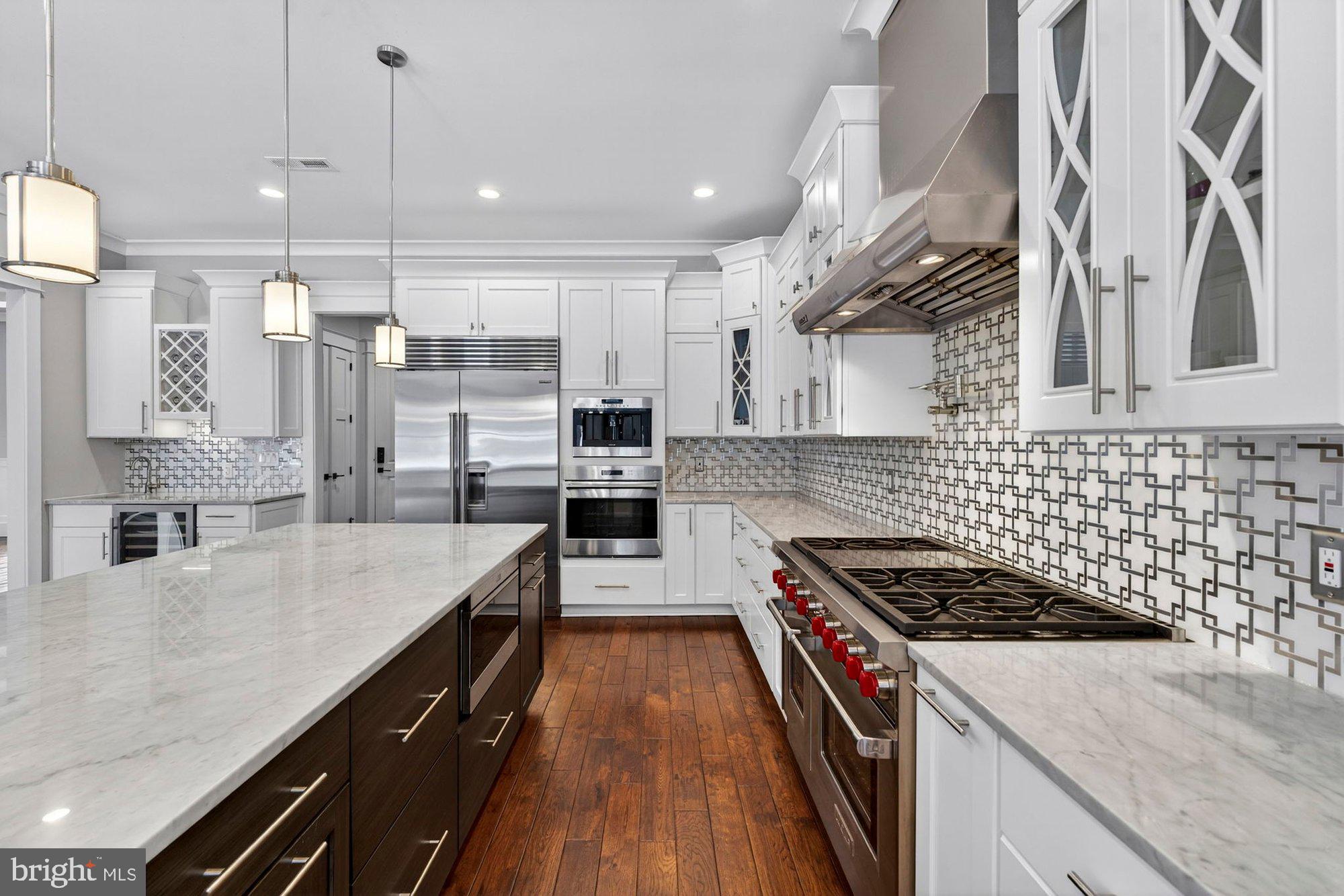 TOWN AND COUNTRY ESTATES - Residential