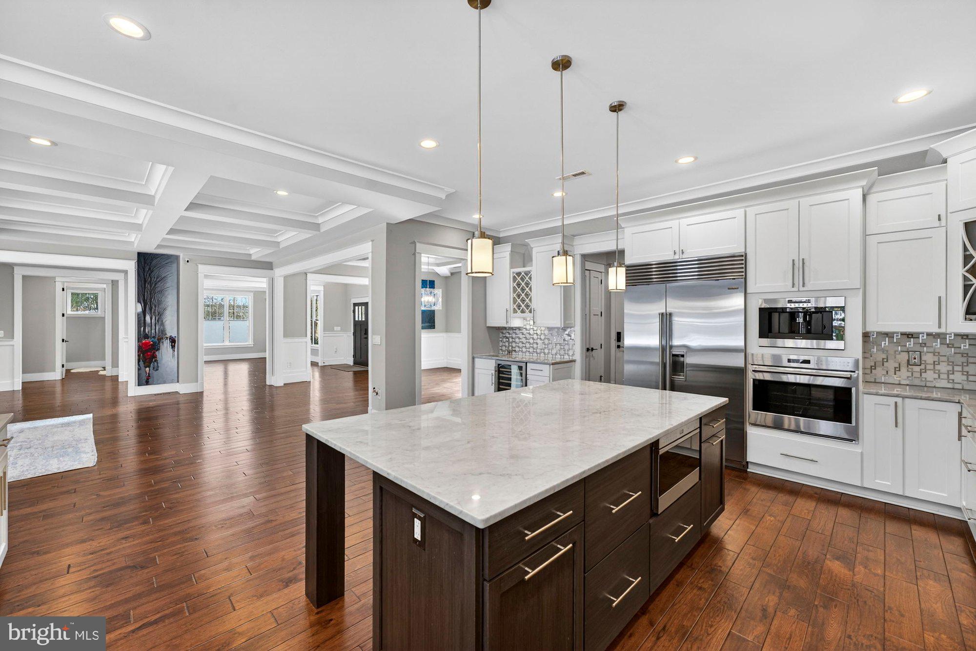 TOWN AND COUNTRY ESTATES - Residential