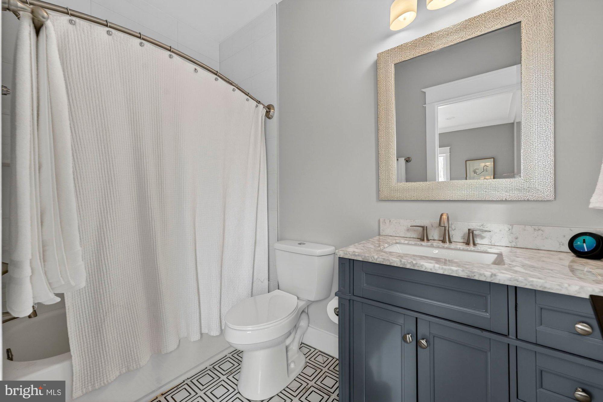 TOWN AND COUNTRY ESTATES - Residential