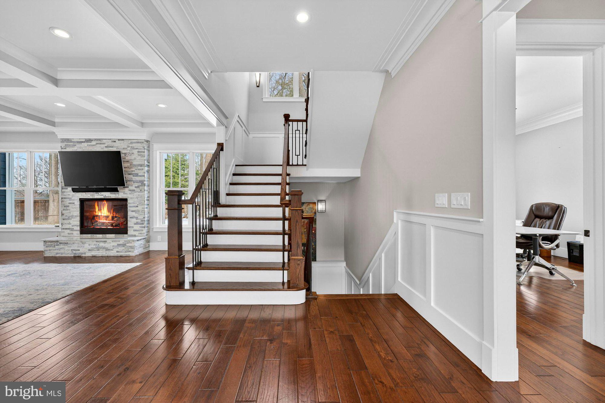 TOWN AND COUNTRY ESTATES - Residential