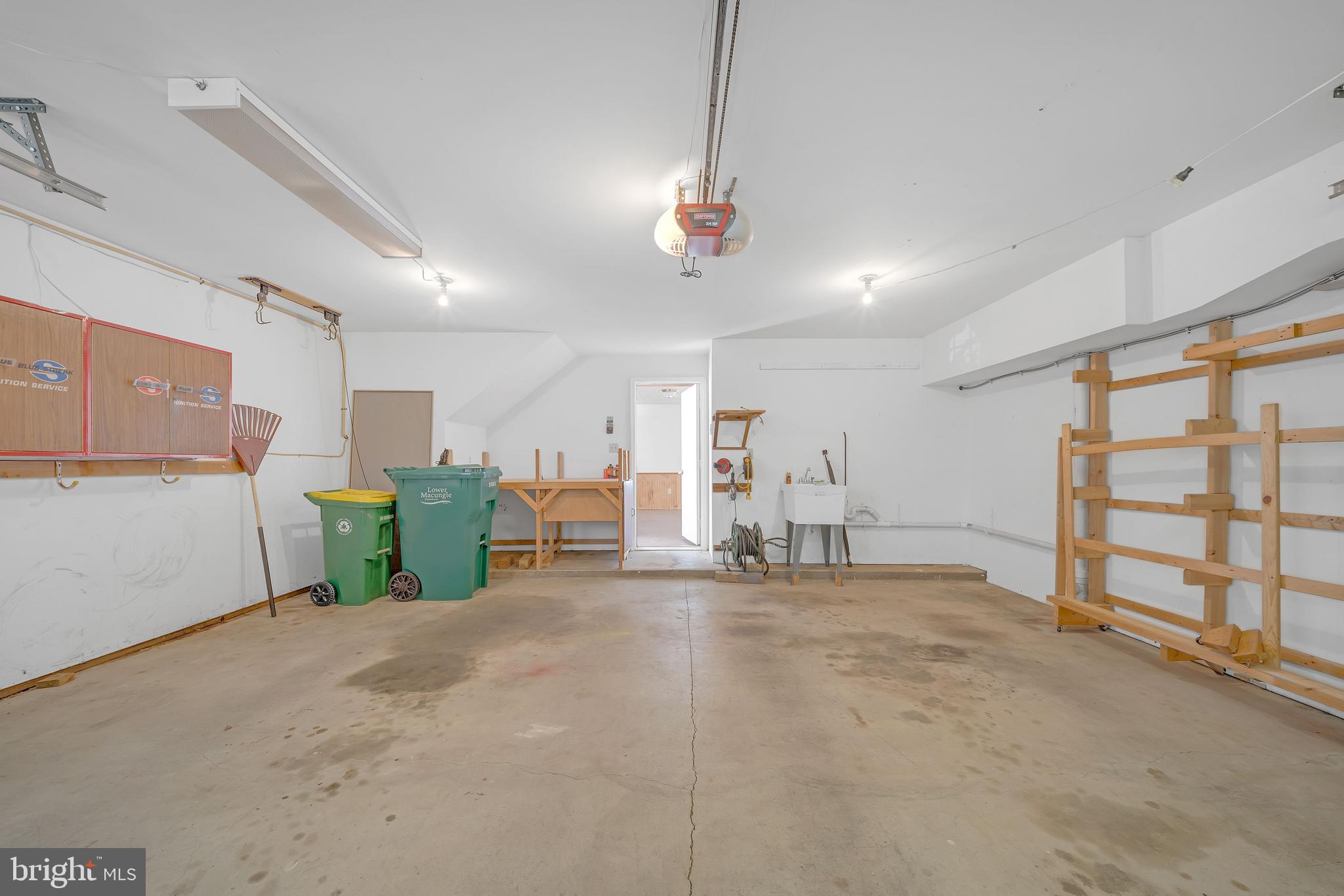 LOWER MACUNGIE - Residential