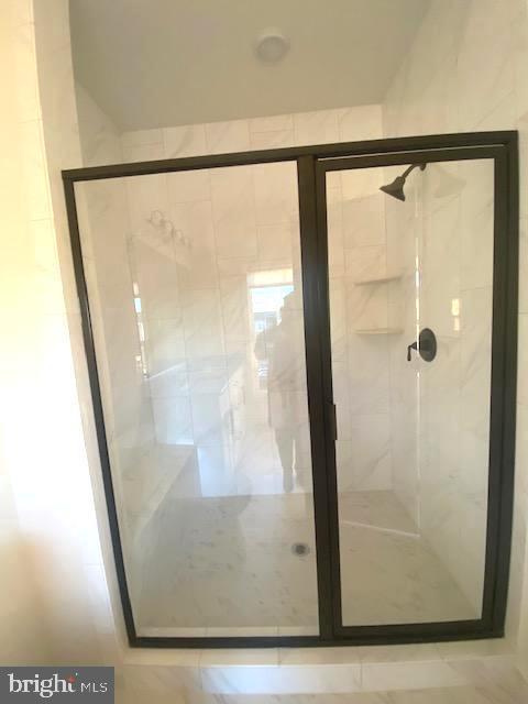 ROBINSON MANOR - Residential Lease