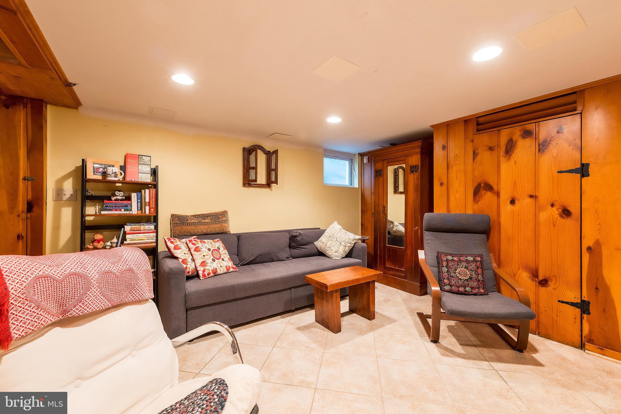 BETHESDA - Residential Lease