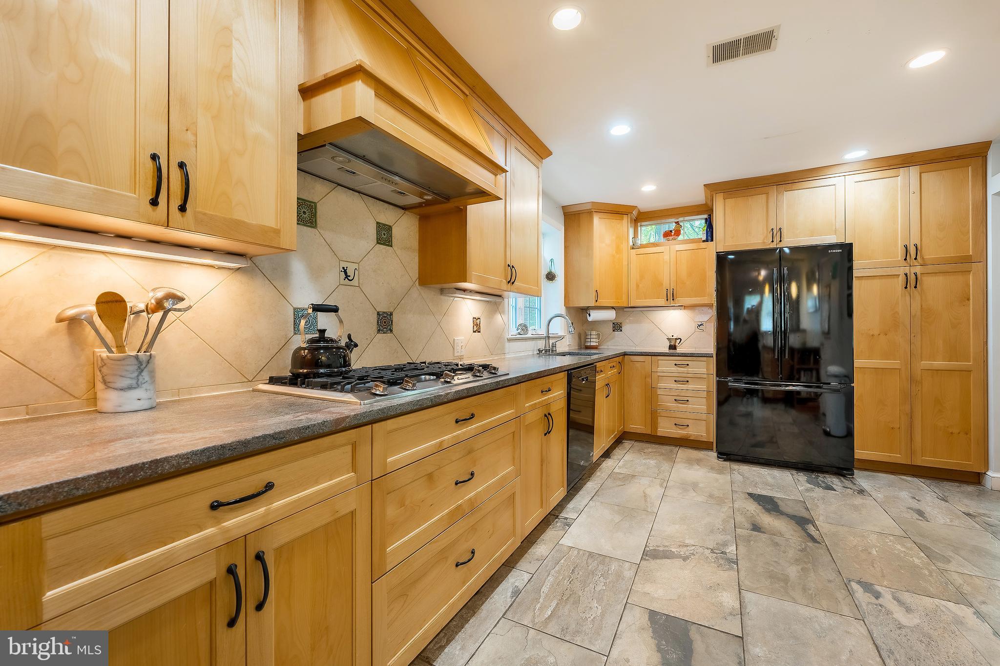 BETHESDA - Residential Lease