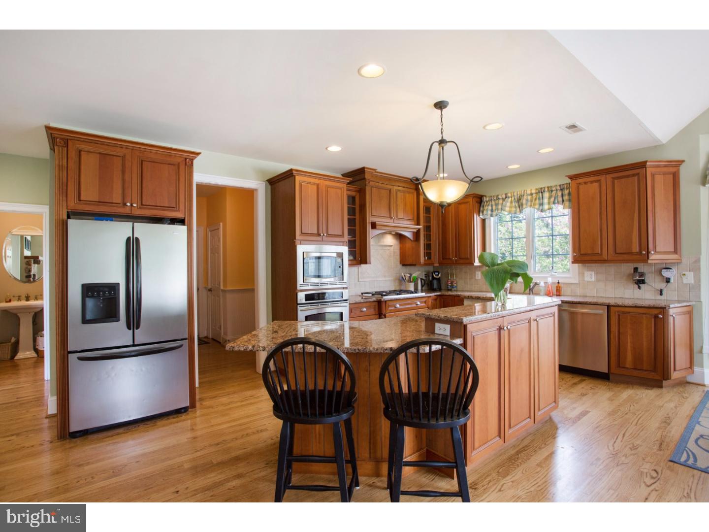CHERRY CREEK - Residential
