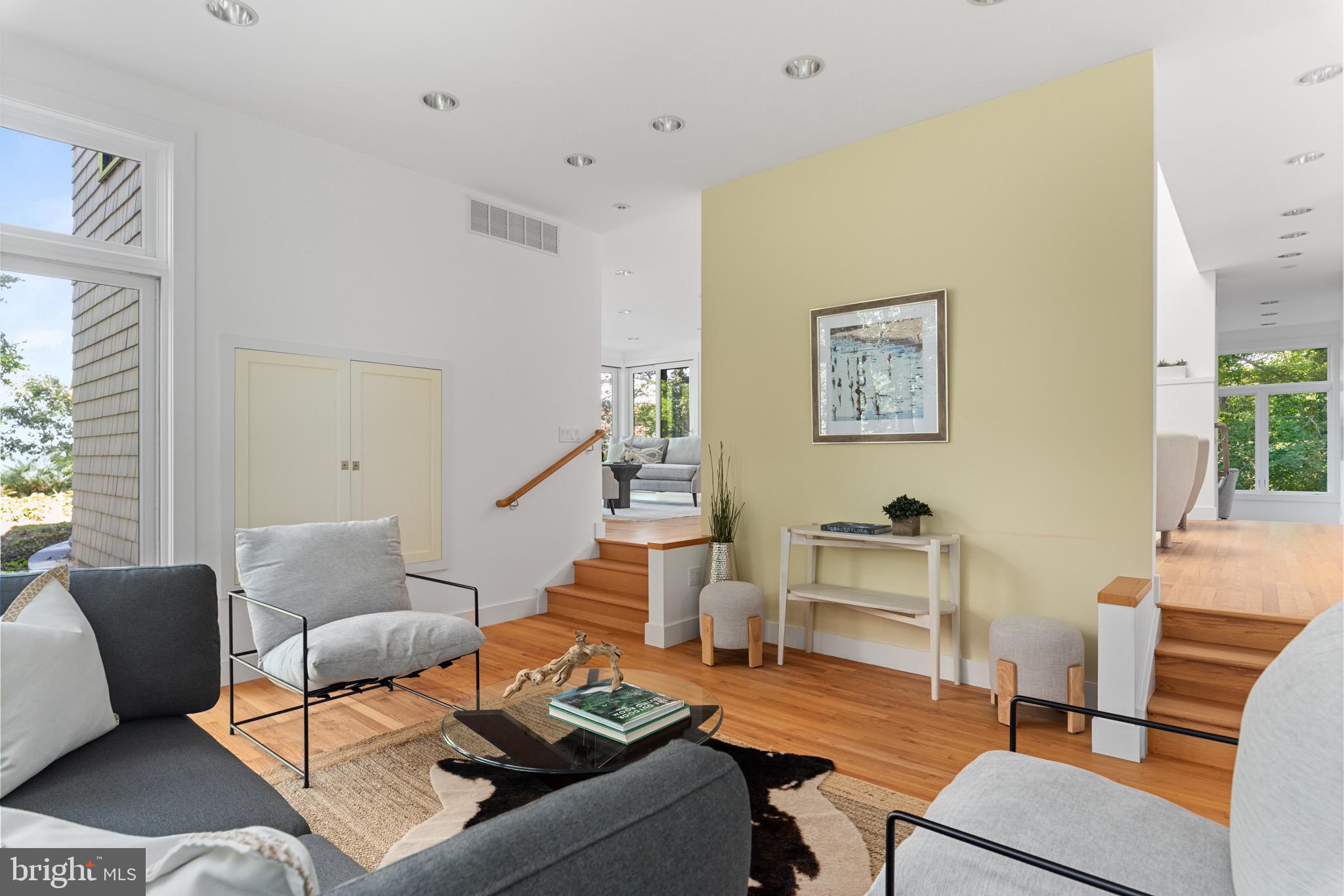 BAYBERRY HILL - Residential