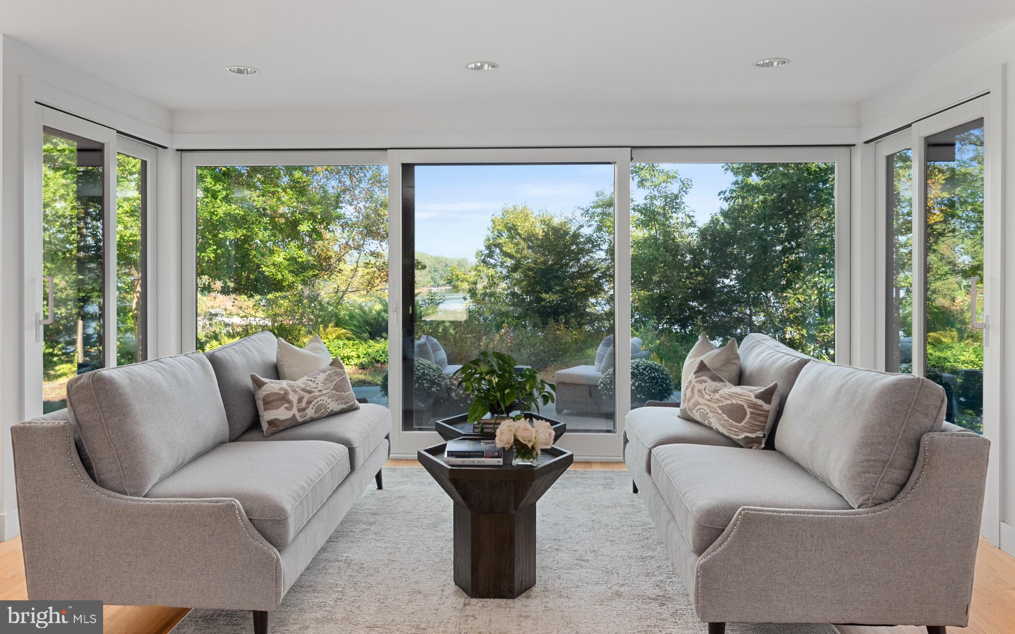 BAYBERRY HILL - Residential