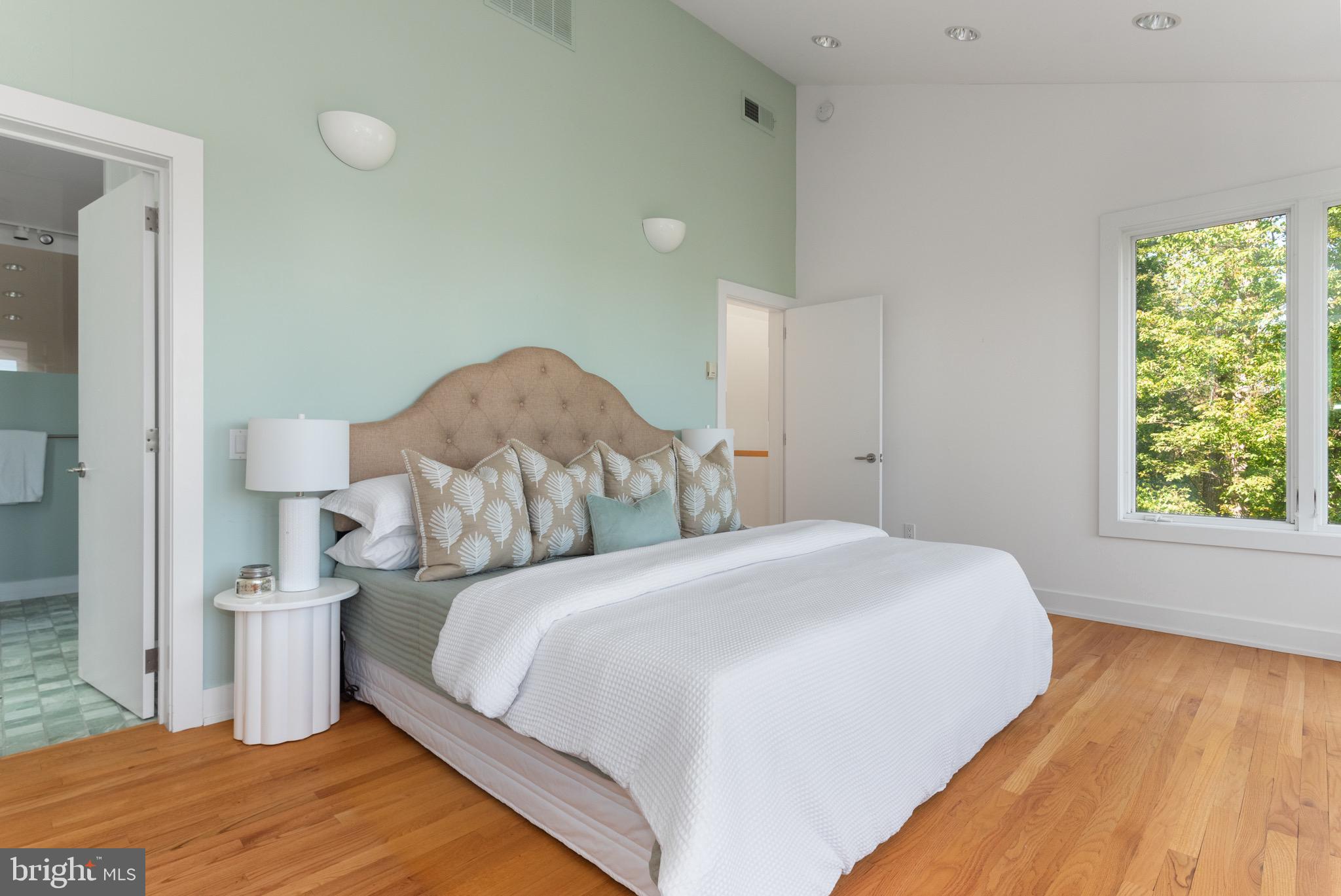 BAYBERRY HILL - Residential