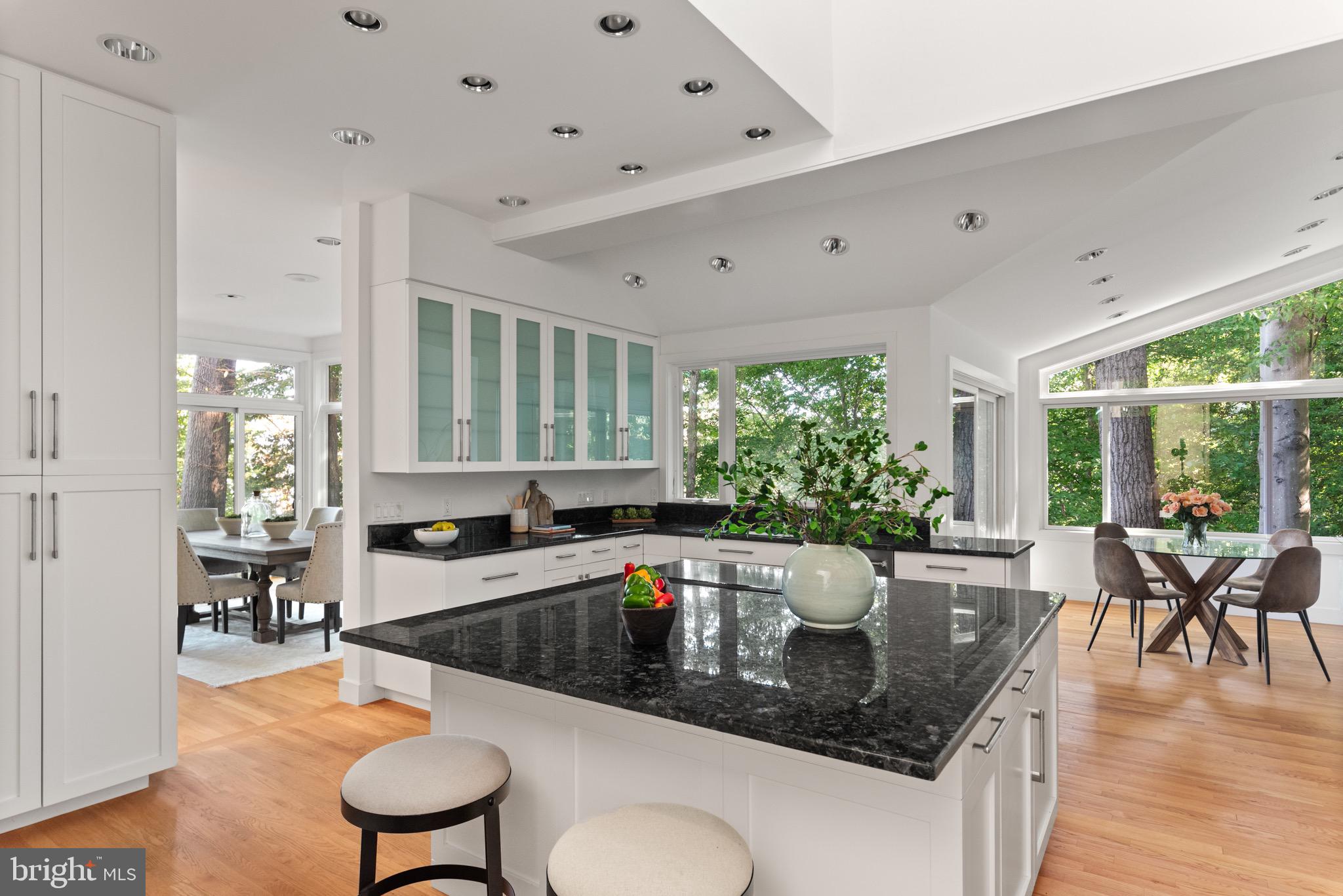 BAYBERRY HILL - Residential