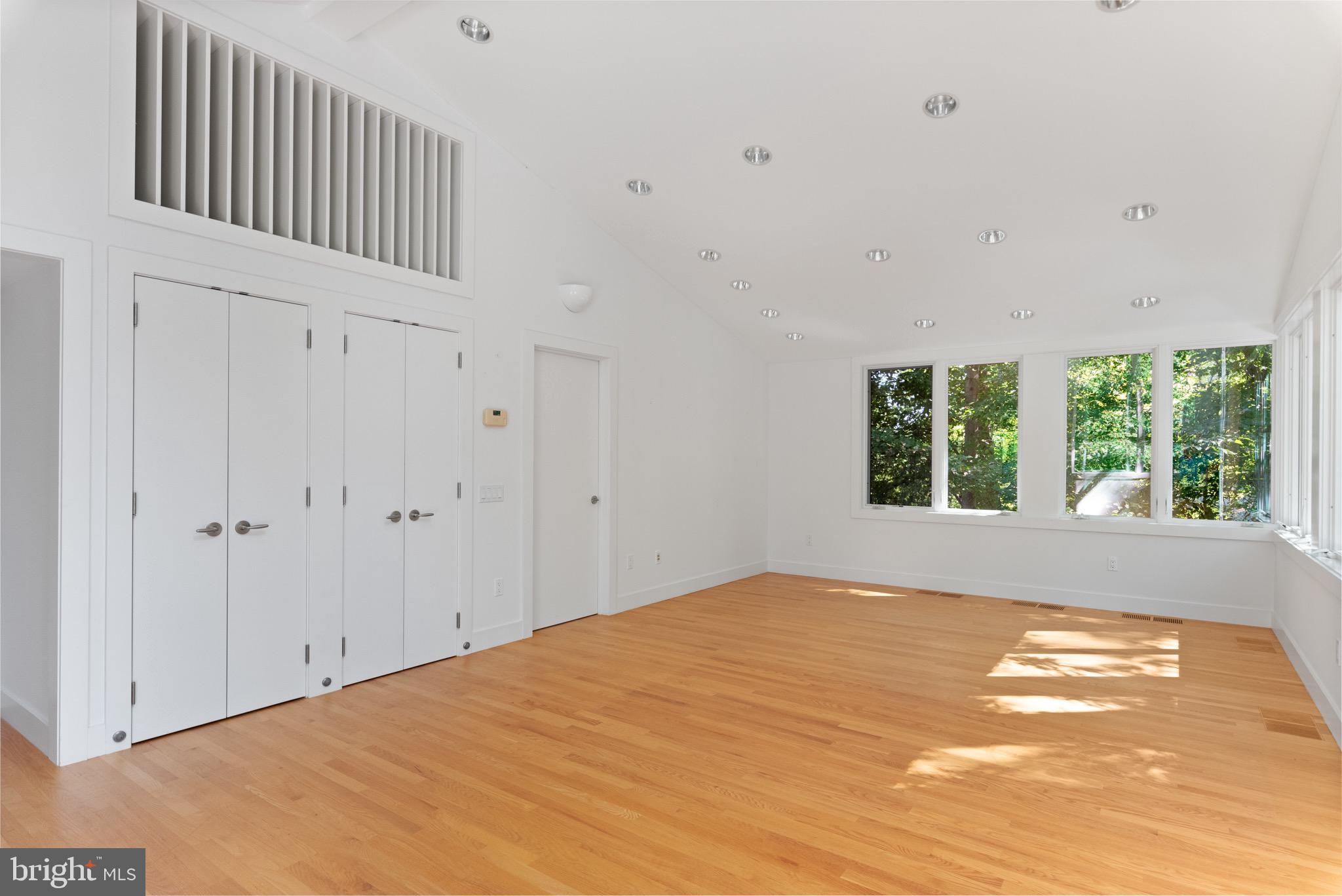 BAYBERRY HILL - Residential