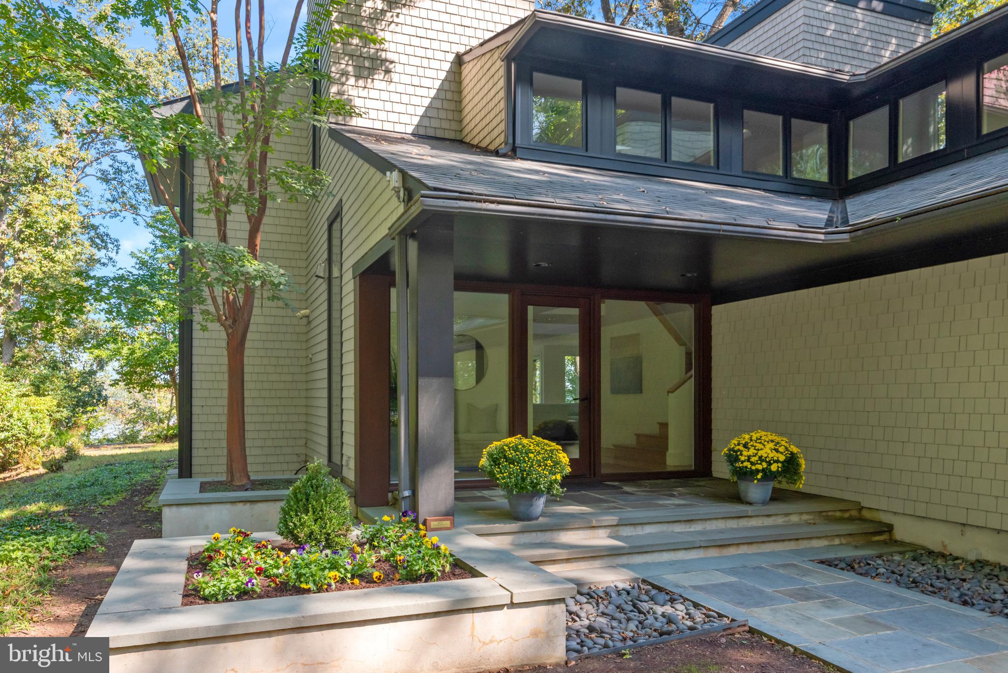 BAYBERRY HILL - Residential