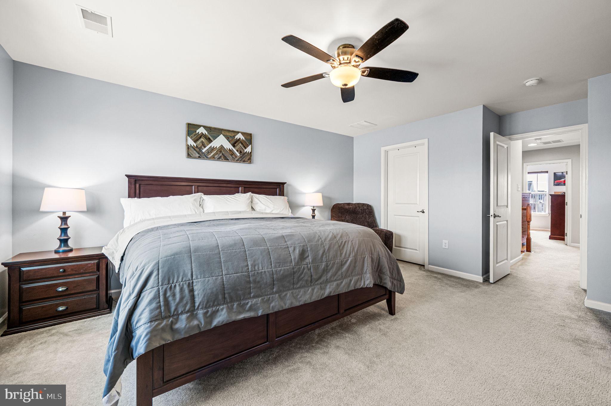 WASHINGTON SQUARE - Residential