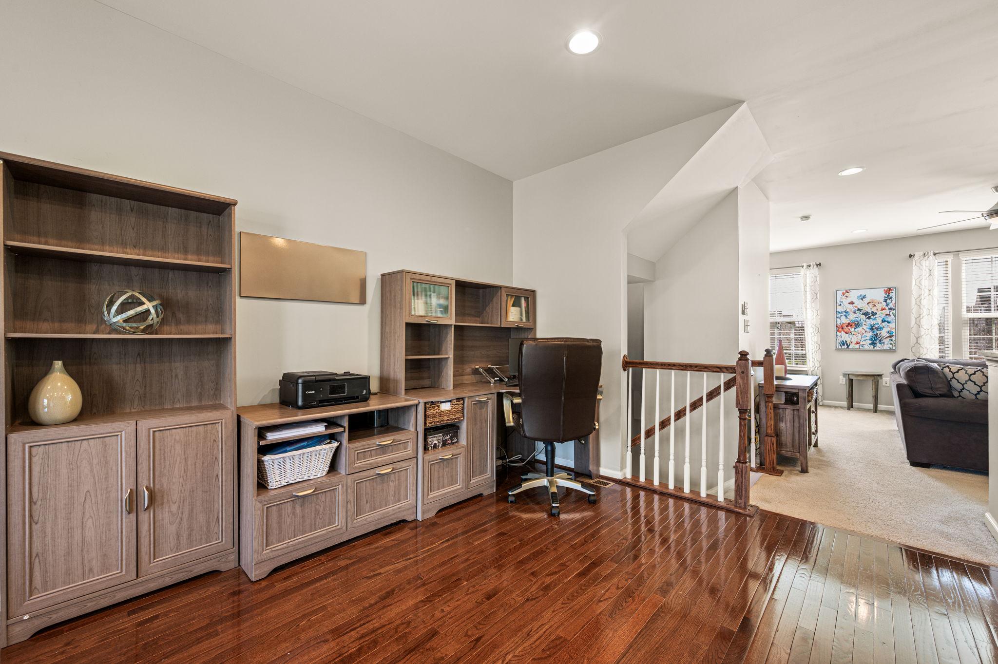 WASHINGTON SQUARE - Residential