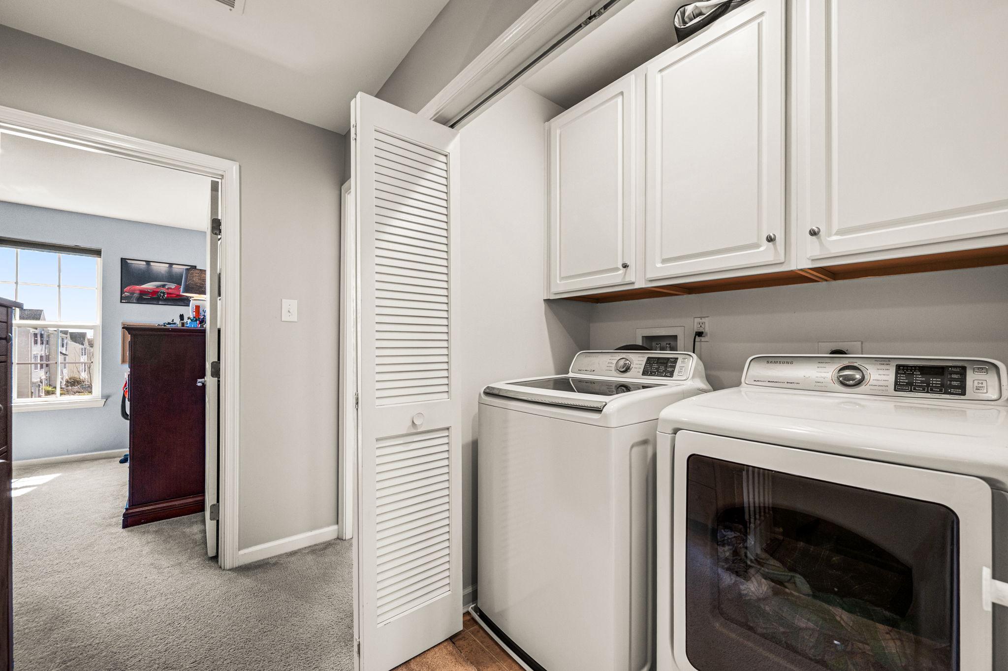 WASHINGTON SQUARE - Residential