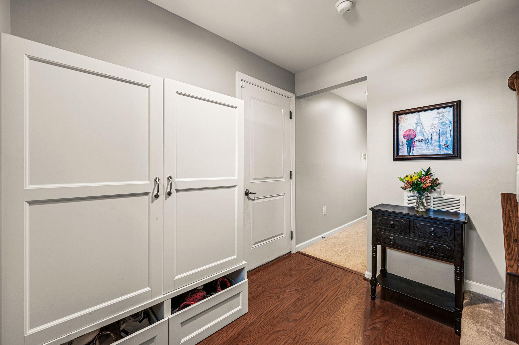 WASHINGTON SQUARE - Residential