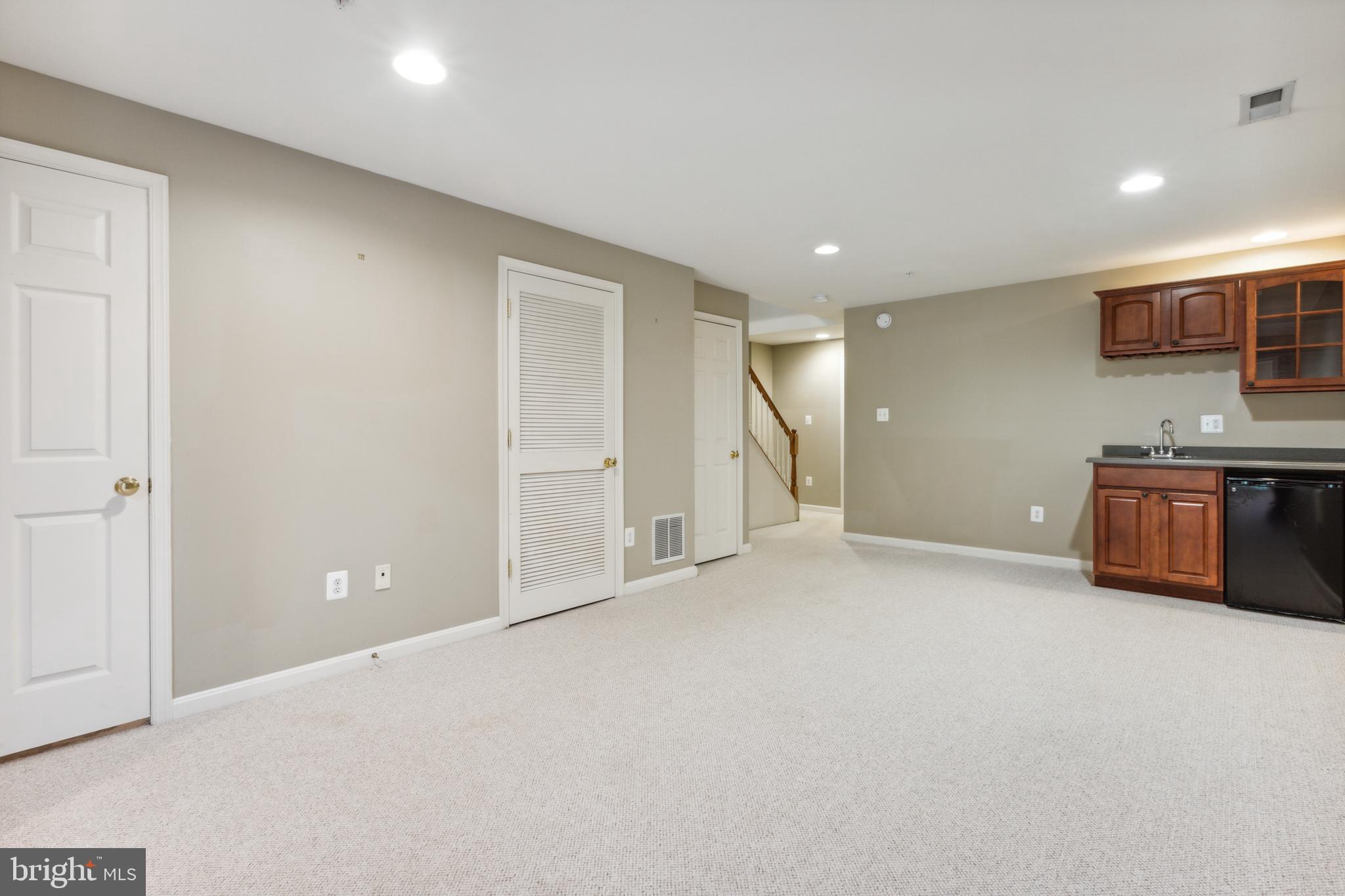 CHAPEL GROVE - Residential Lease