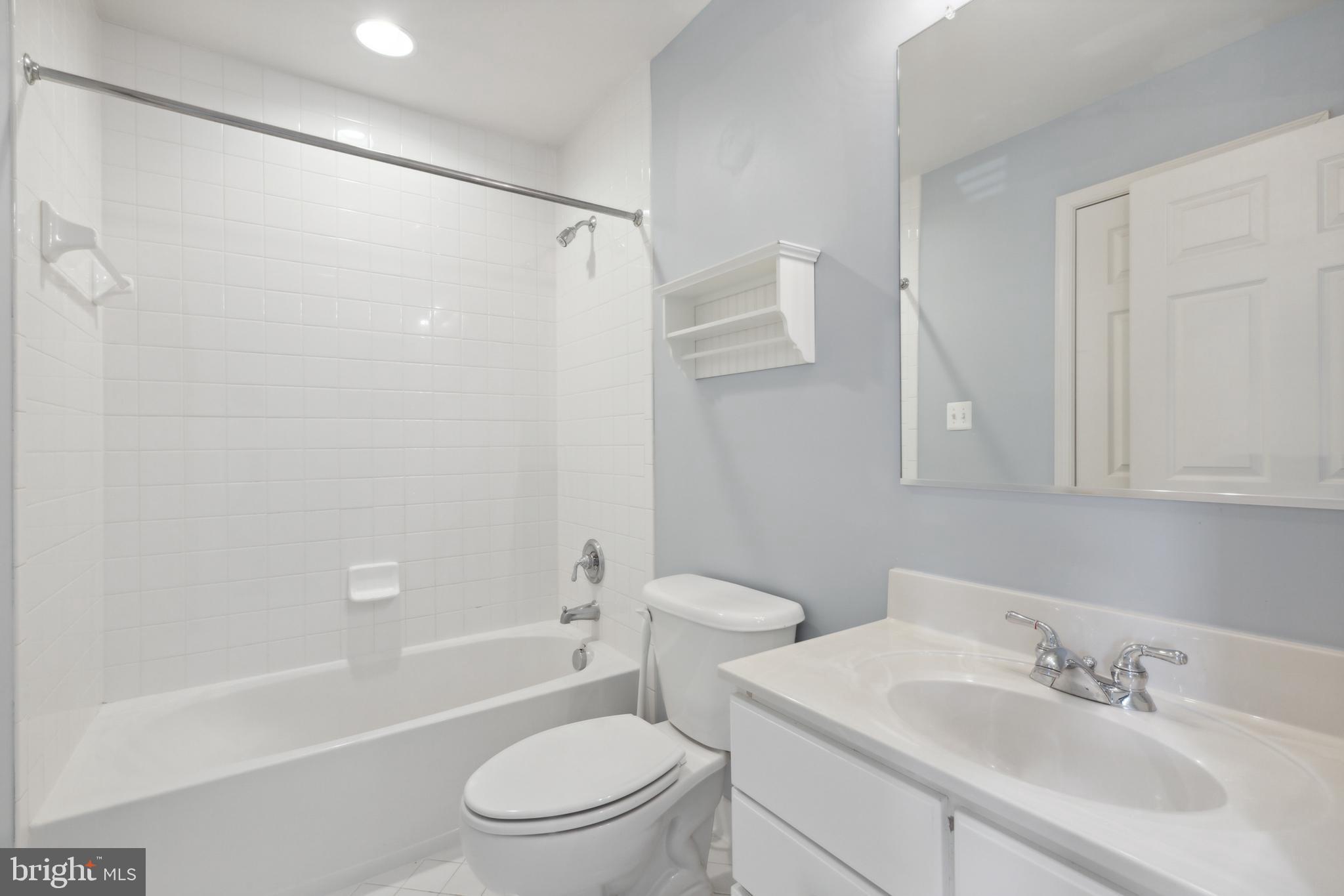 CHAPEL GROVE - Residential Lease