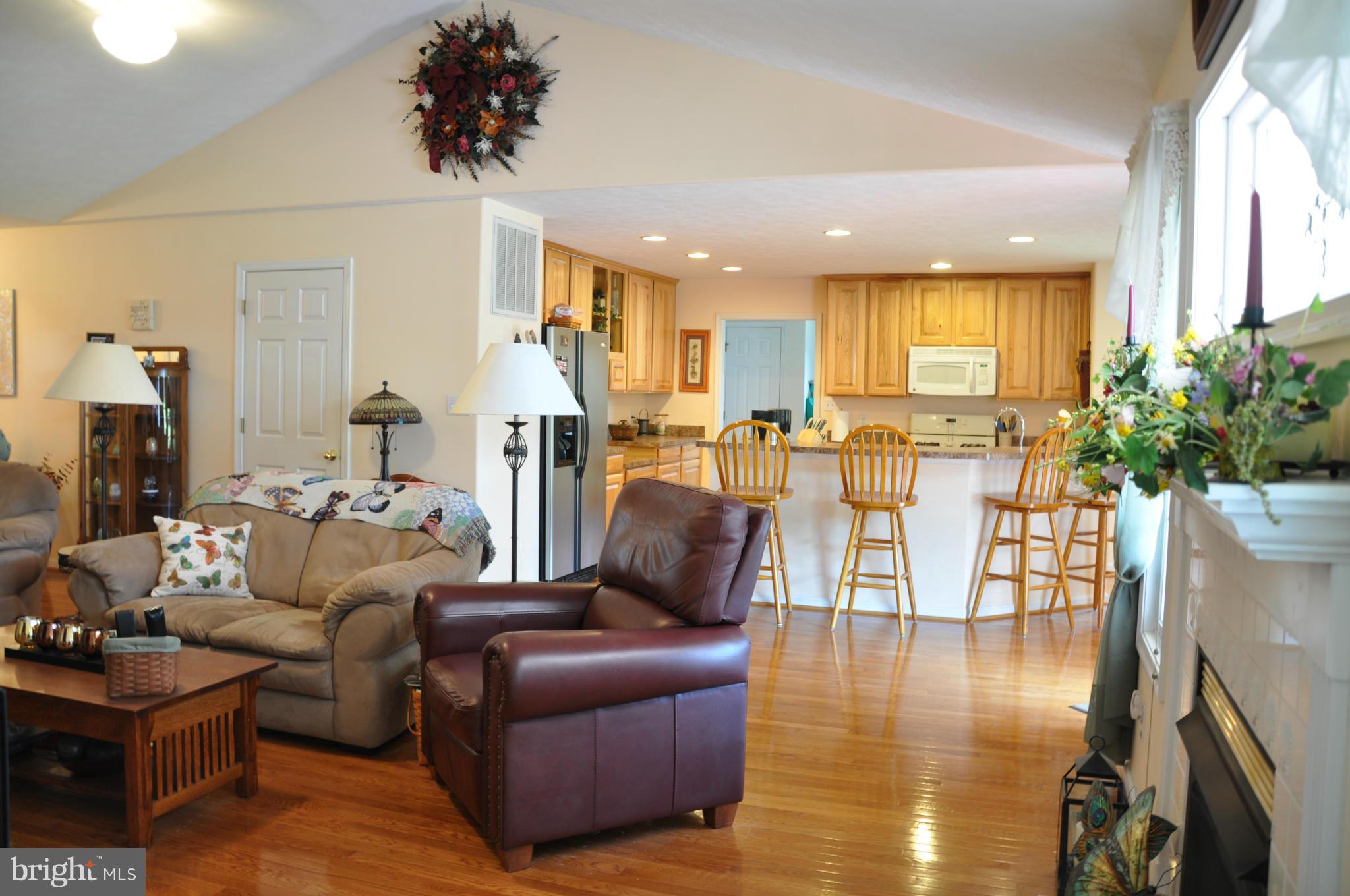 PILGRIM MANOR - Residential