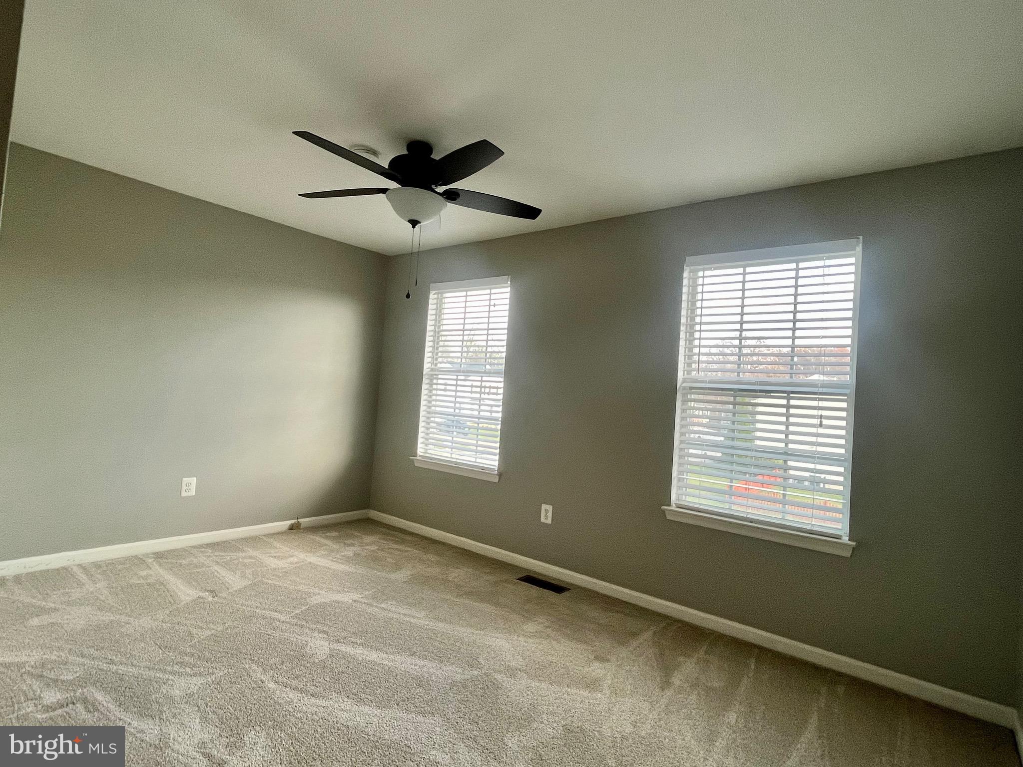 SEVEN OAKS - Residential Lease