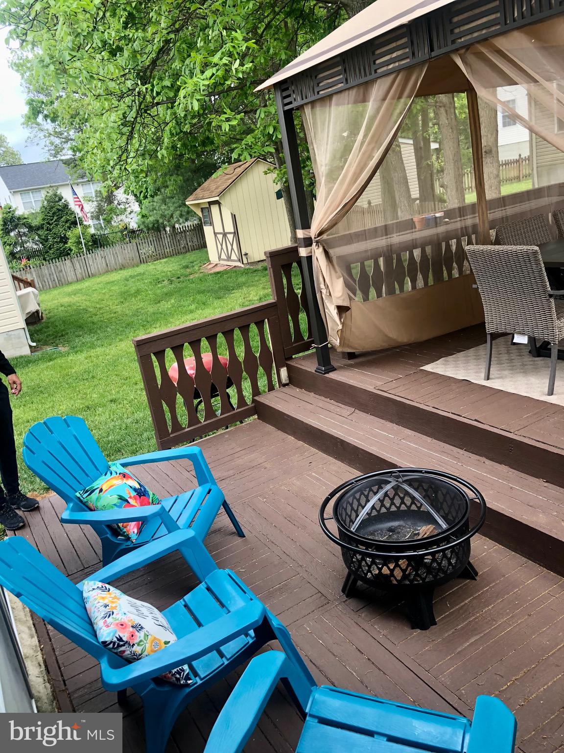 SEVEN OAKS - Residential Lease