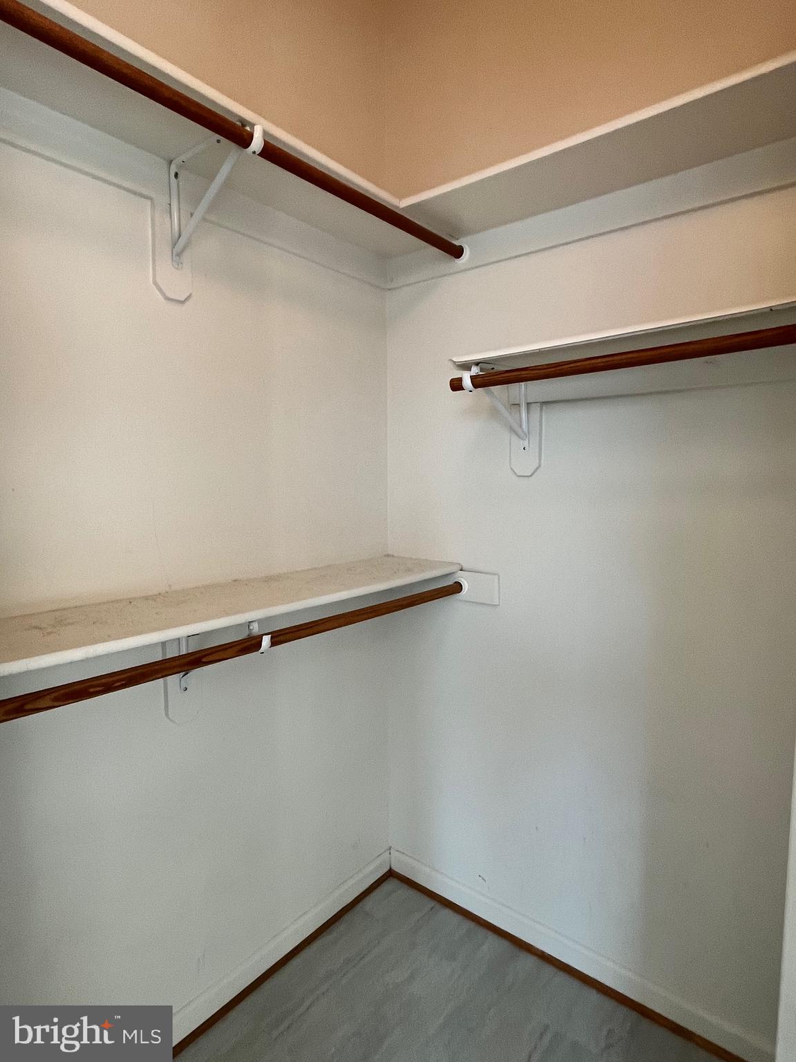 SEVEN OAKS - Residential Lease