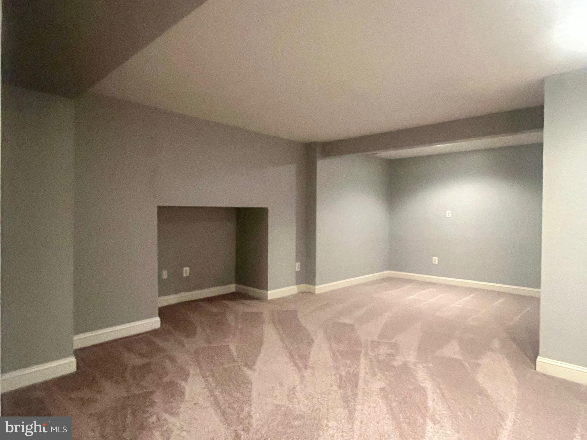 SEVEN OAKS - Residential Lease