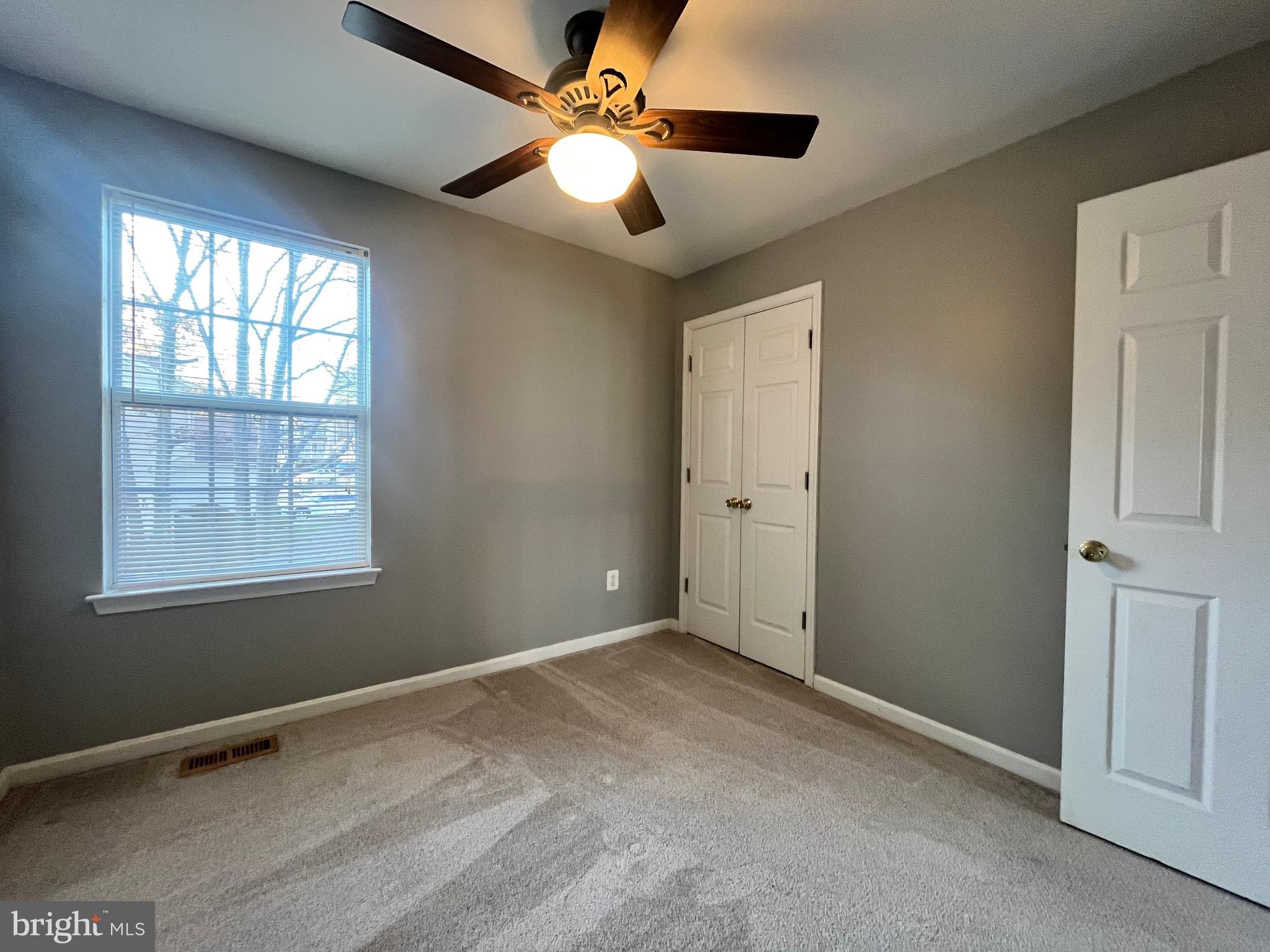 SEVEN OAKS - Residential Lease