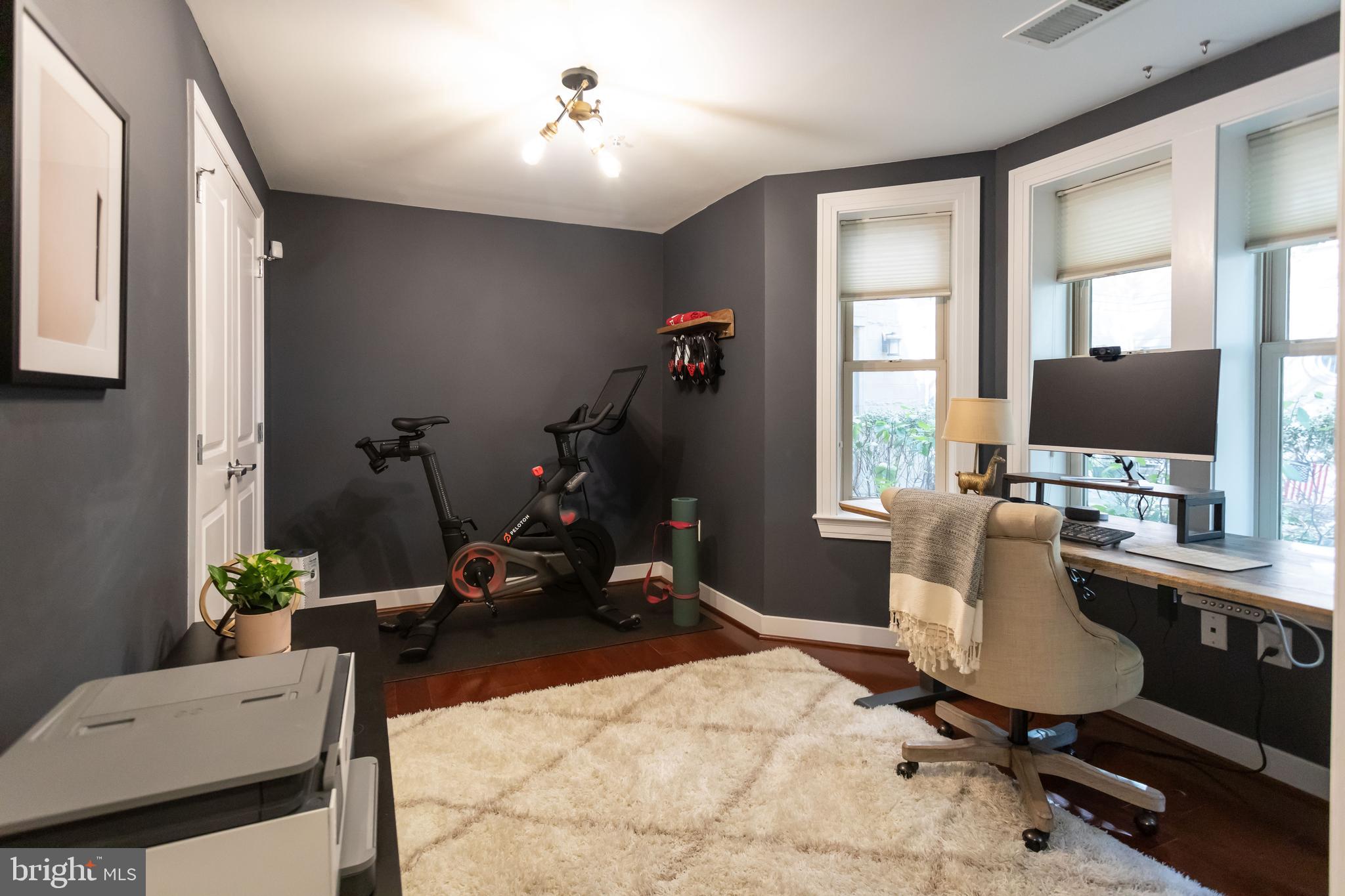 COURTHOUSE - Residential