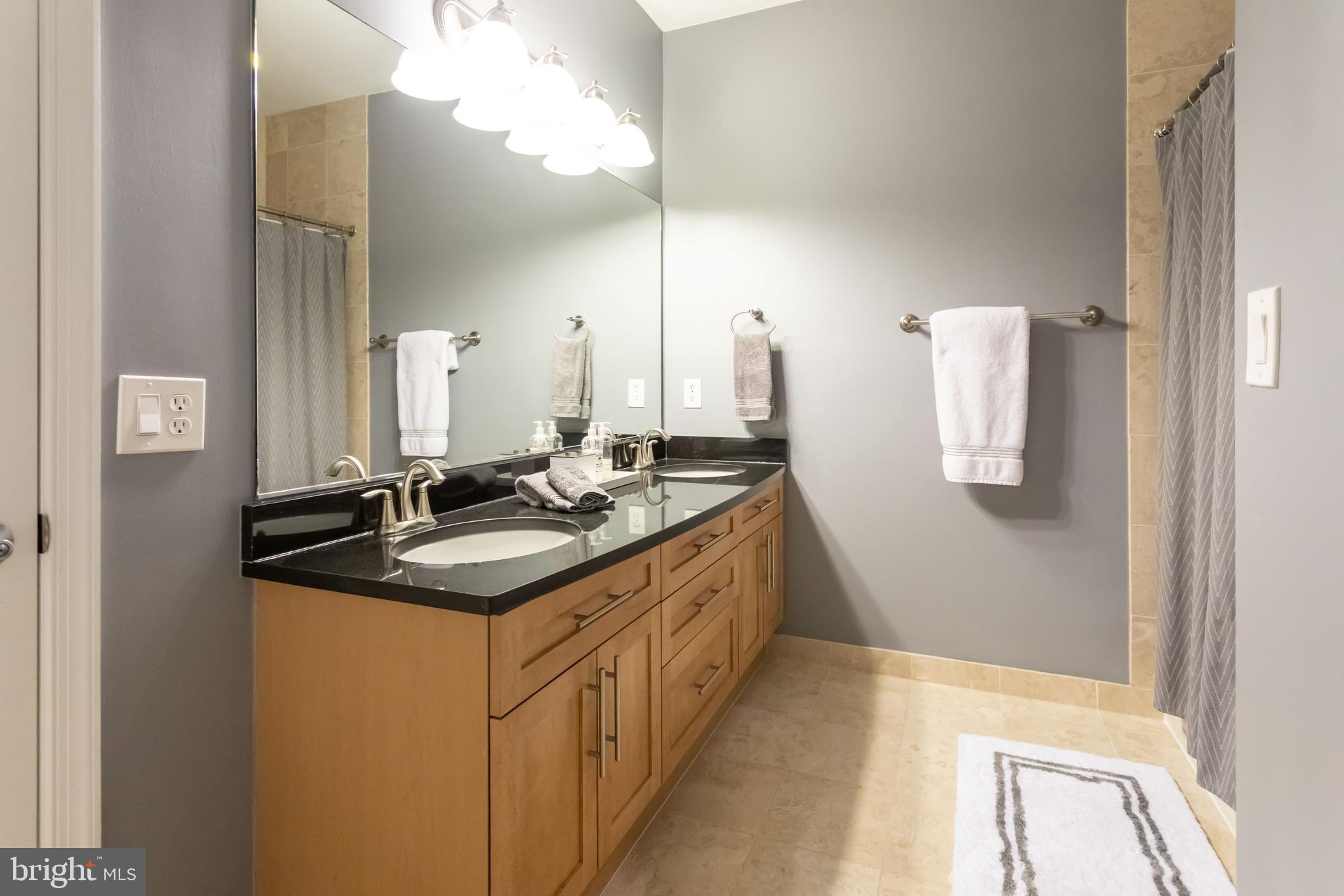 COURTHOUSE - Residential