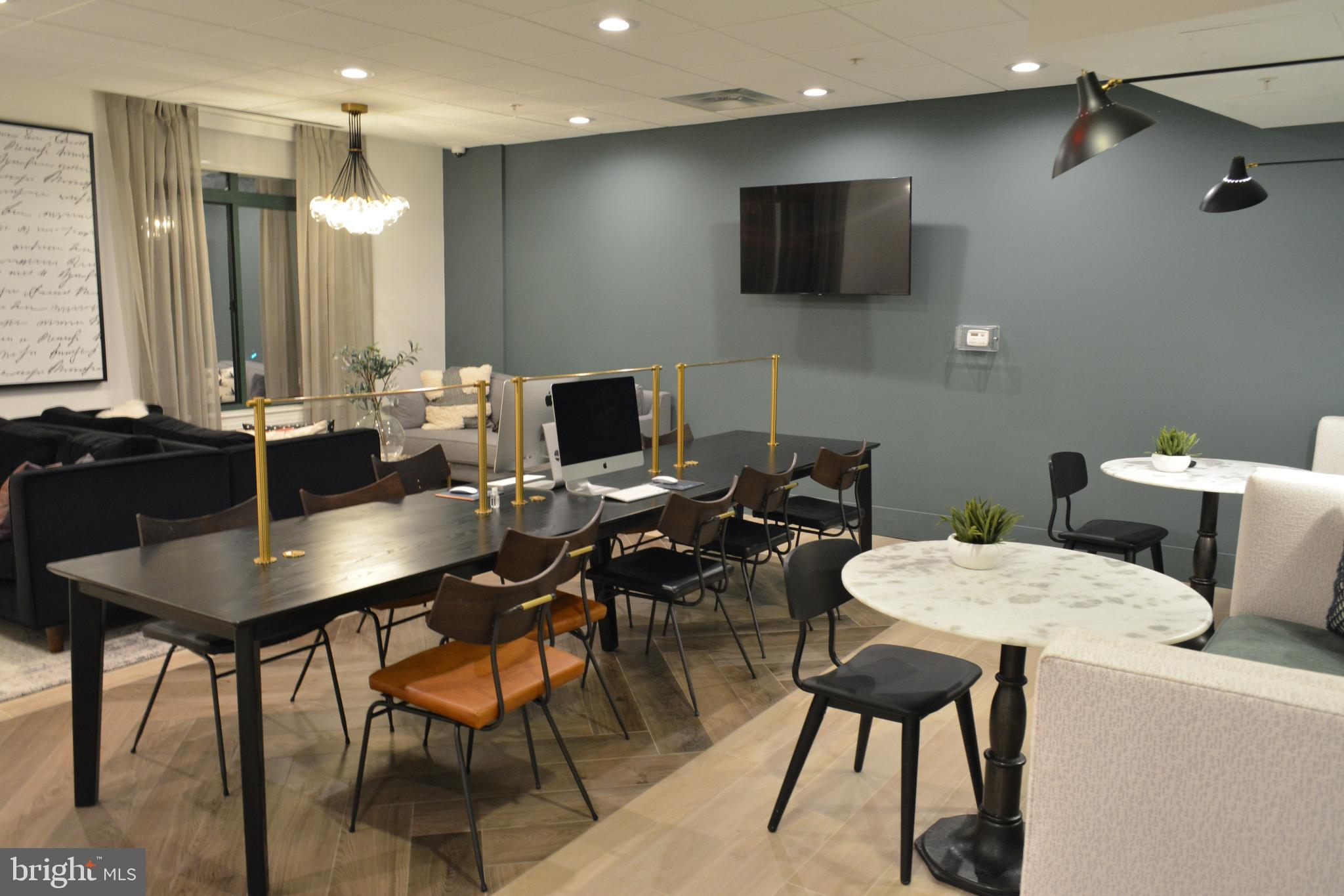 COURTHOUSE - Residential