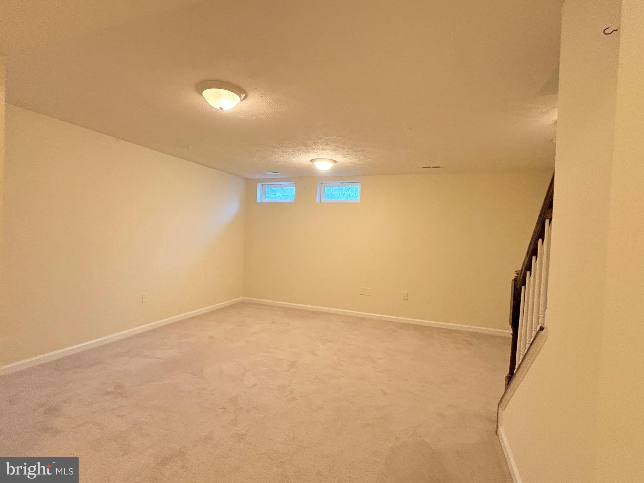 SEVEN OAKS - Residential Lease