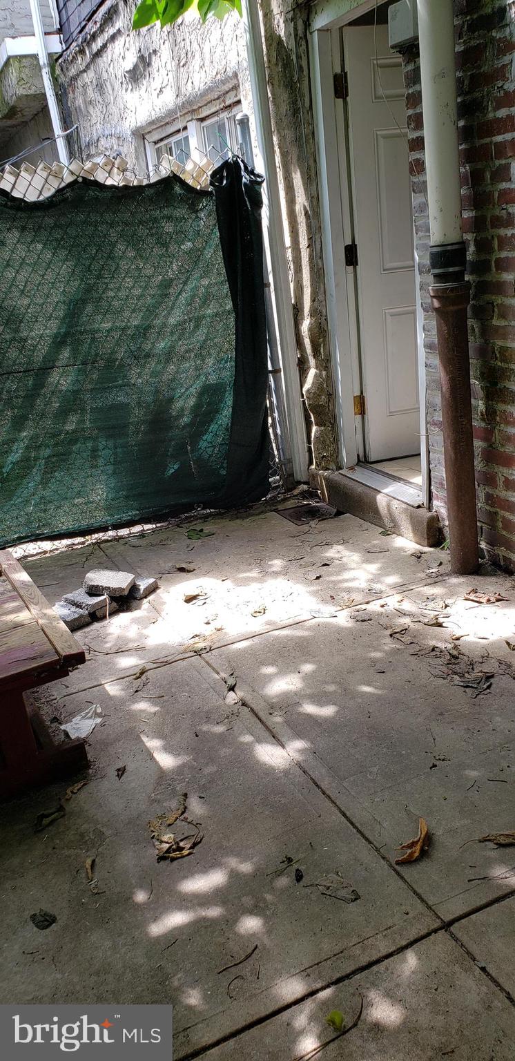 POINT BREEZE - Residential Lease