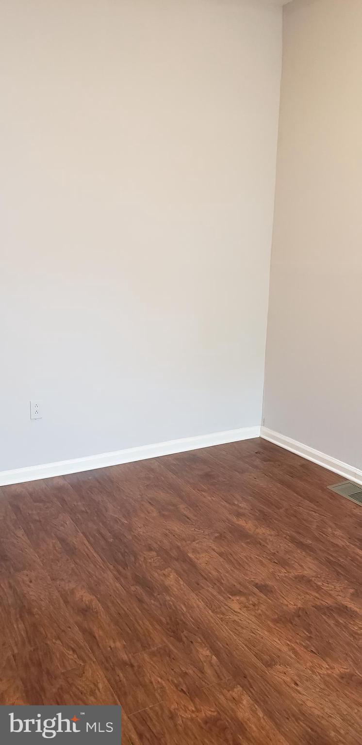 POINT BREEZE - Residential Lease