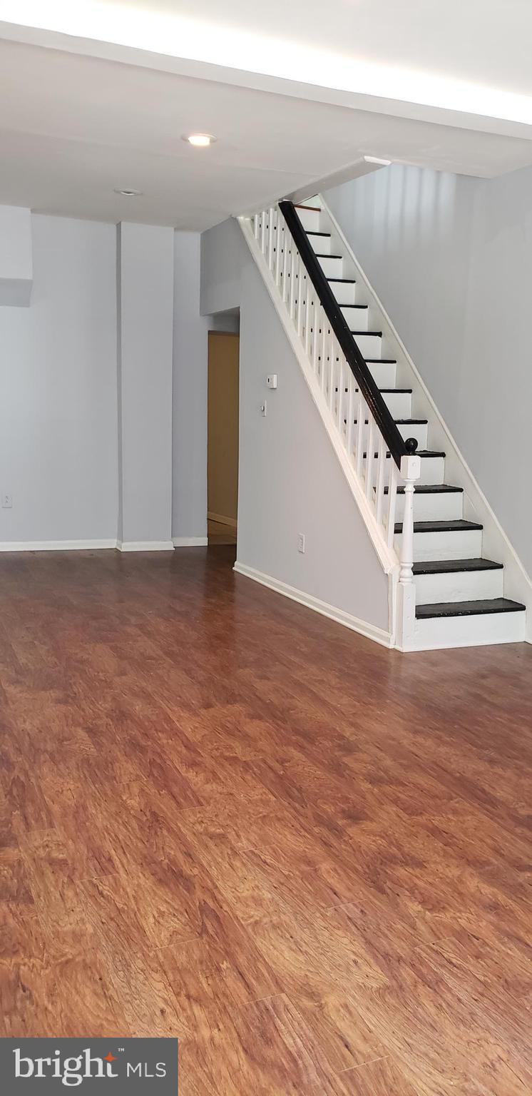 POINT BREEZE - Residential Lease