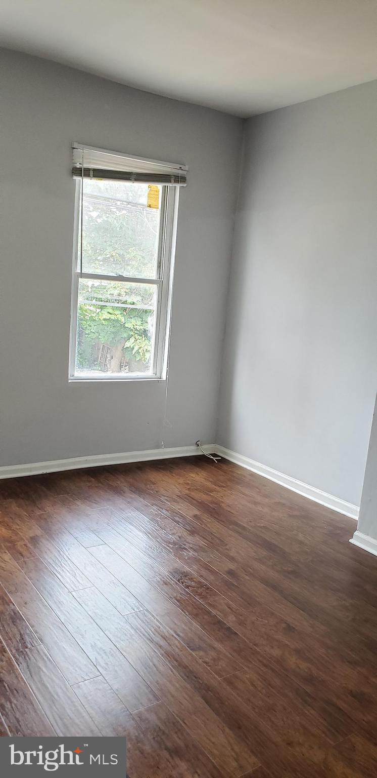 POINT BREEZE - Residential Lease