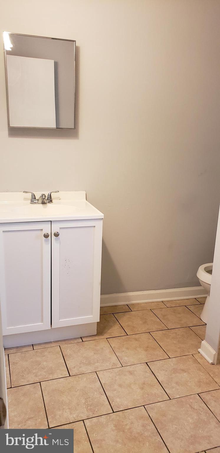 POINT BREEZE - Residential Lease