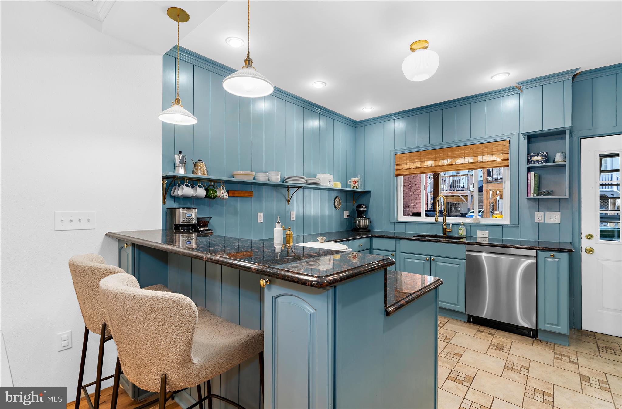 RIVERSIDE PARK - Residential