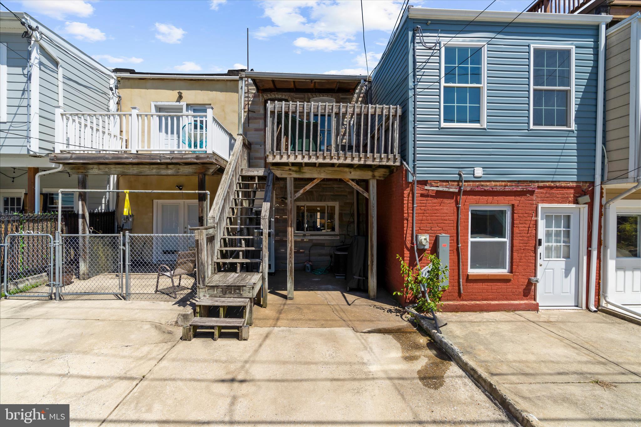 RIVERSIDE PARK - Residential