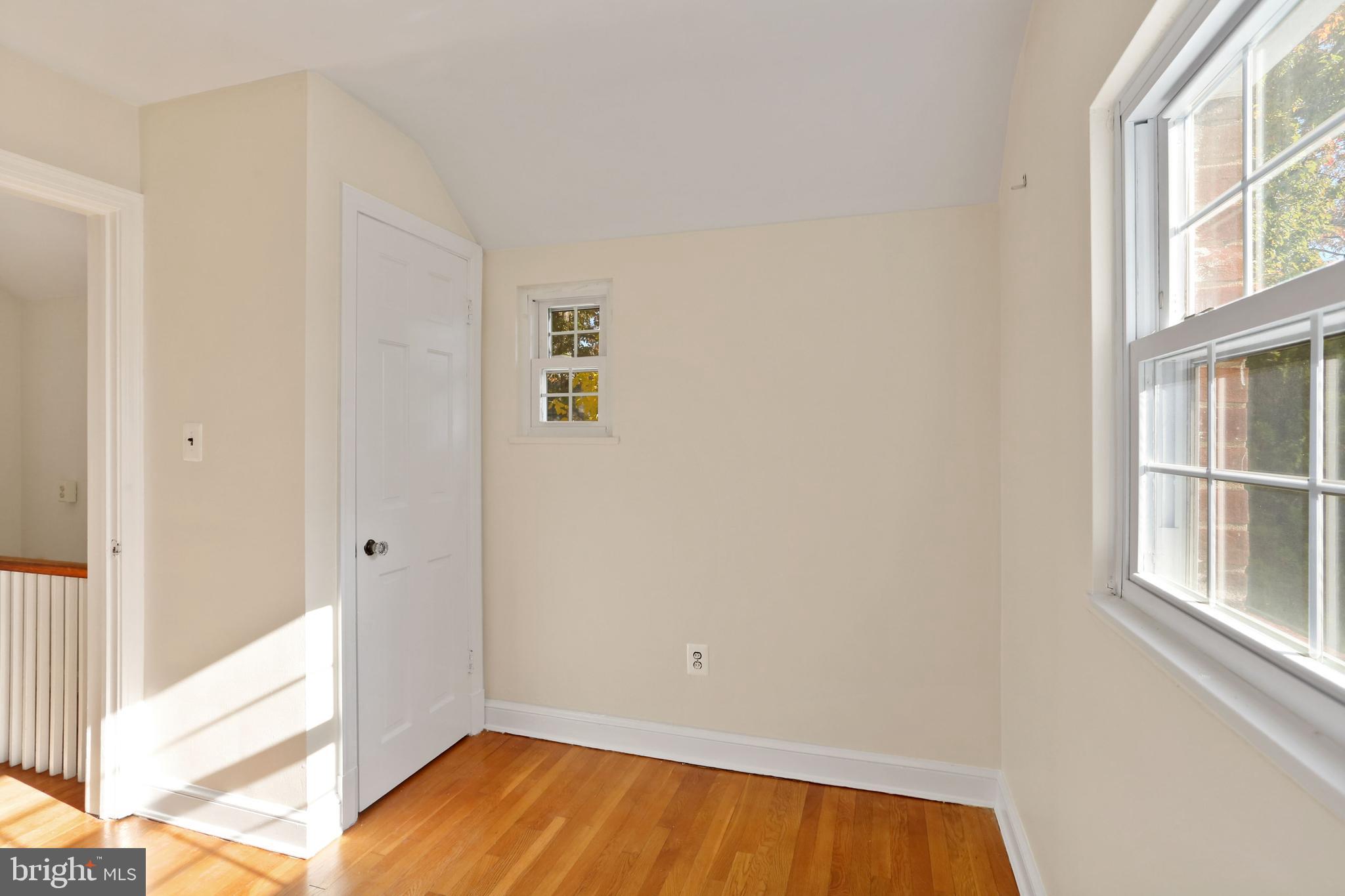 ARLINGTON FOREST - Residential Lease