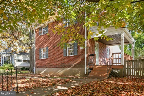 111 N Park Drive, Arlington, VA MLS: VAAR2054446