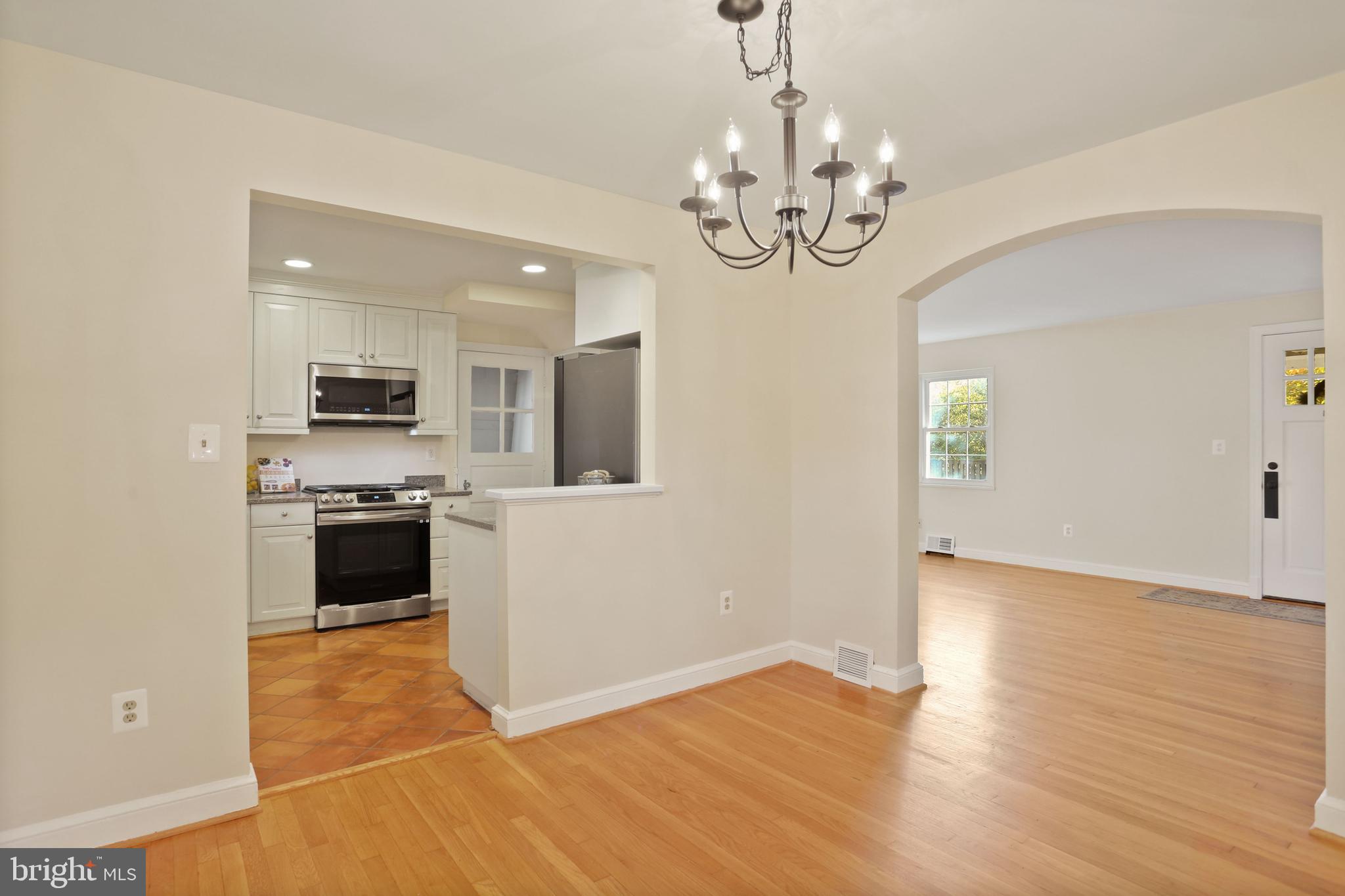 ARLINGTON FOREST - Residential Lease