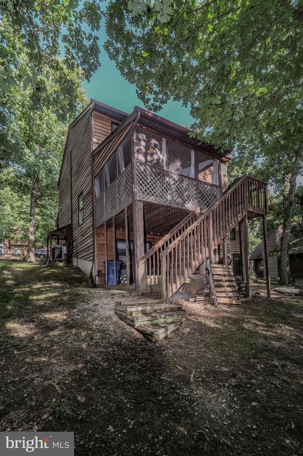 LAKE HOLIDAY ESTATES - Residential