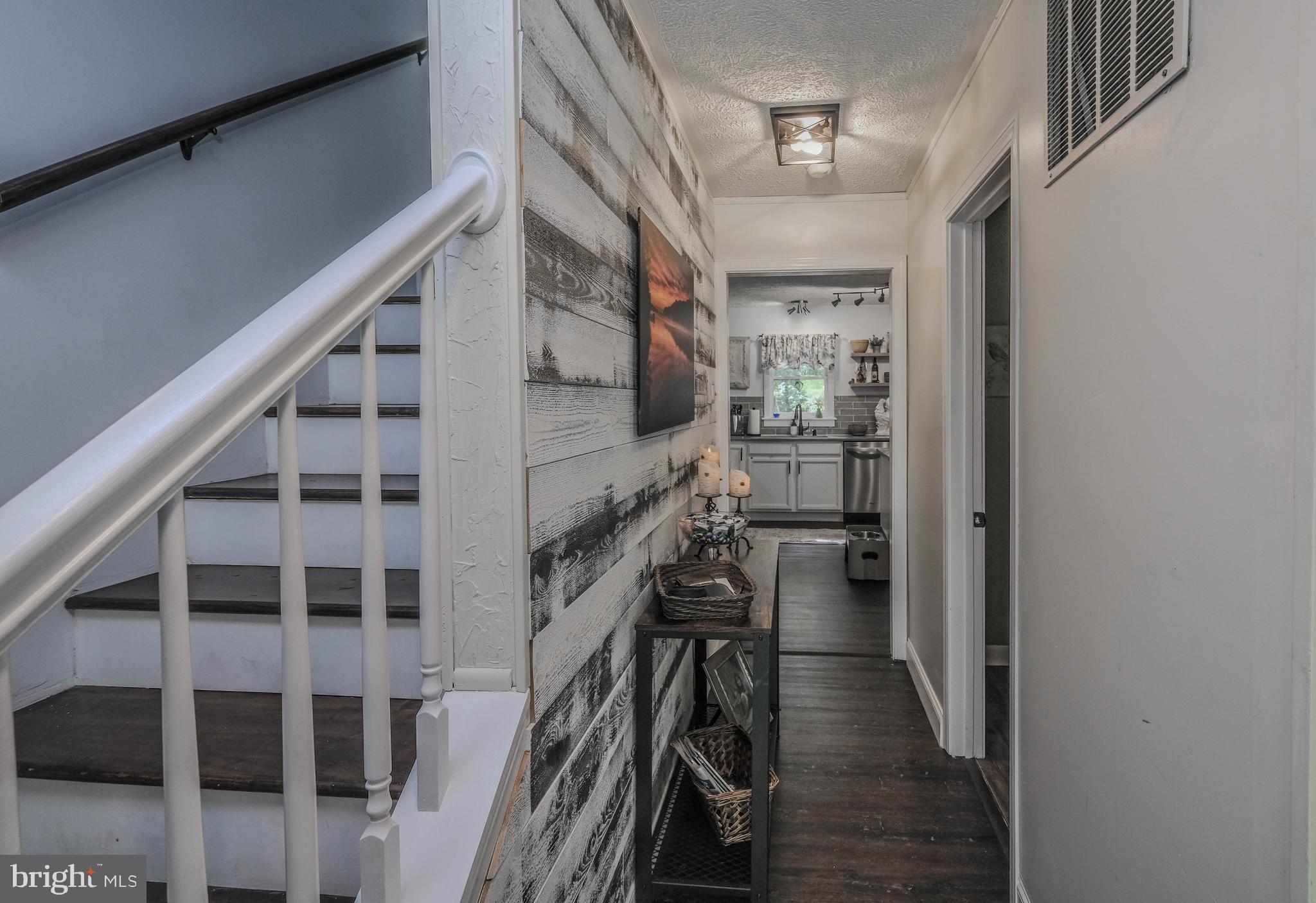 LAKE HOLIDAY ESTATES - Residential