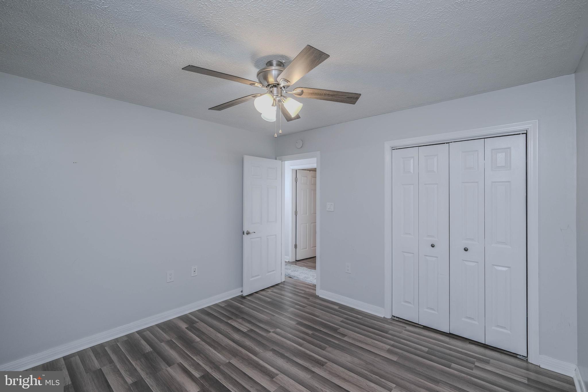 LAKE HOLIDAY ESTATES - Residential